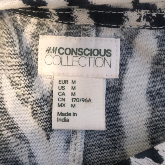 H&M Patterned Top - Picture 4 of 4